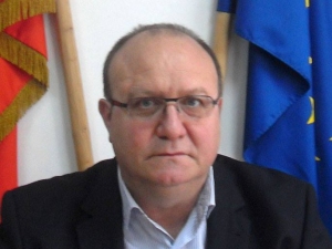 Сергей Лазаров