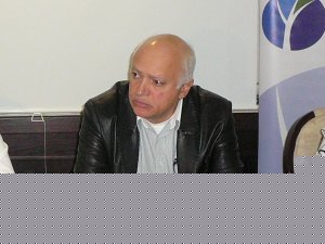 Велислав Минеков