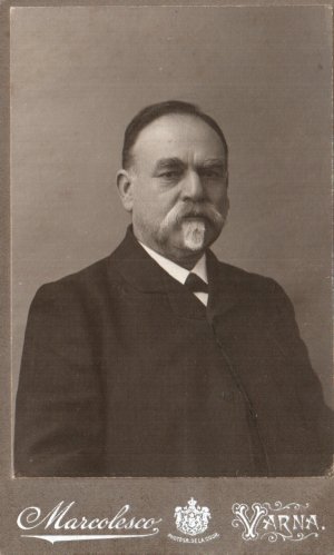 Яков Матакиев